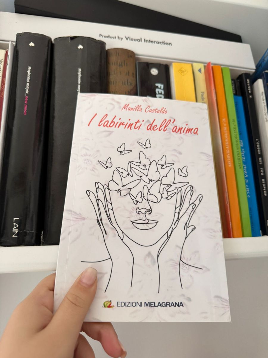 Copertina di «I labirinti dell'anima», Edizioni Melagrana