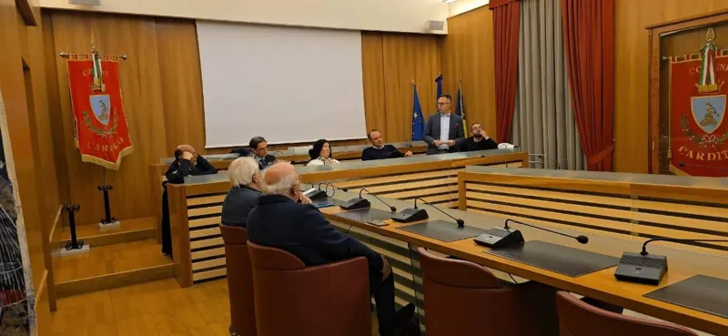La Sala Consiliare di Palazzo Mastrilli durante la presentazione