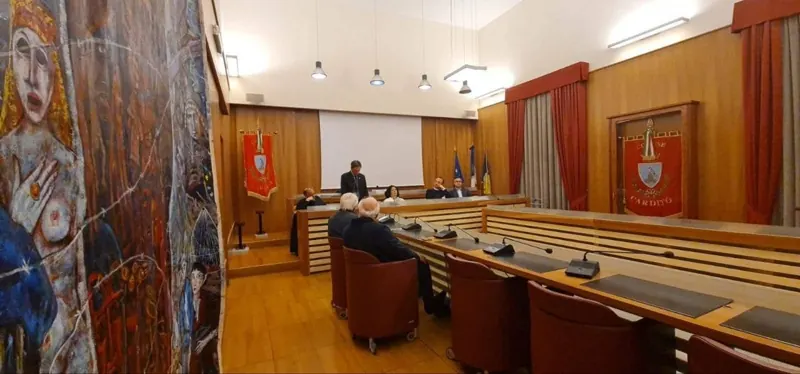La sala della presentazione vista dal fondo
