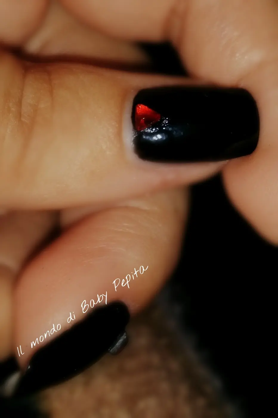 Immagine dall'articolo «Un pò in anticipo una proposta di San Valentino 2016 + tecnica delle nail art con foglio di plastica»