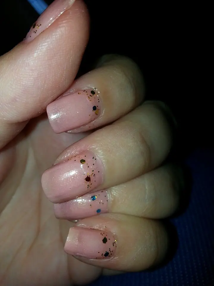 Immagine dall'articolo «Nail art di fine luglio con Chanel»