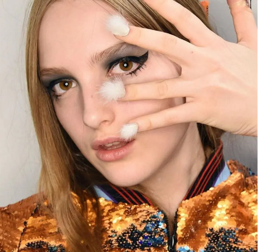 Immagine dall'articolo «New Tendenza - FURRY NAILS»