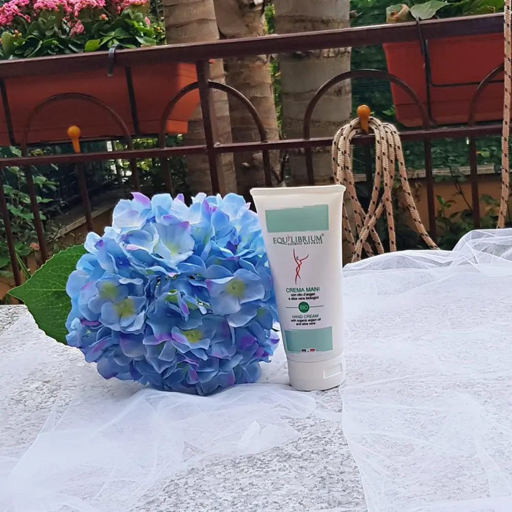 Crema mani cosmesi naturale