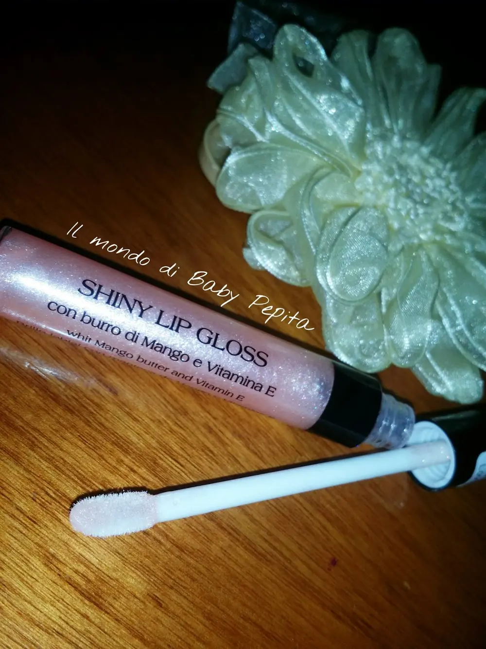 Immagine dall'articolo «Bottega Verde - lip gloss con burro di Mango e Vitamina E»