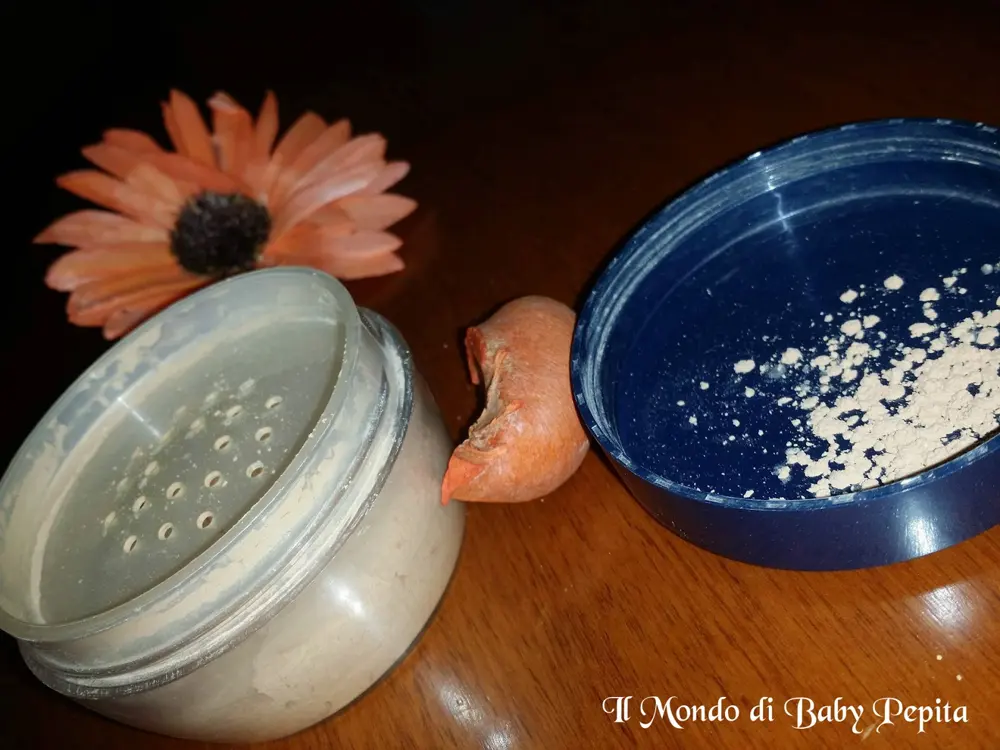 Immagine dall'articolo «Cipria in polvere AVON - Beige»
