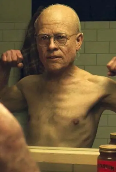 Il curioso caso di Benjamin Button vecchio