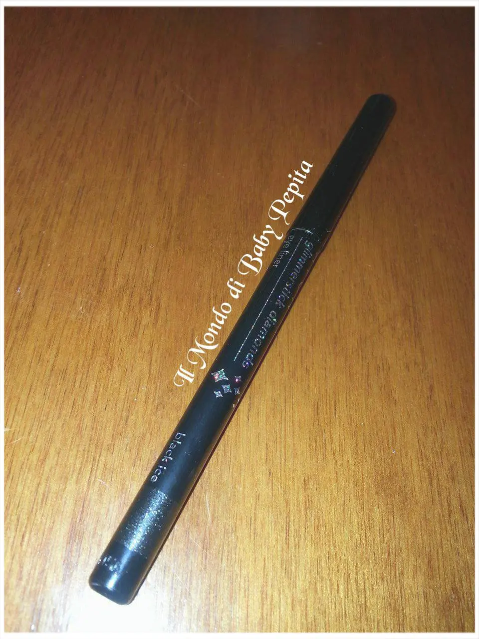 Immagine dall'articolo «Avon - Matita contornaocchi Glimmersticks Diamonds»