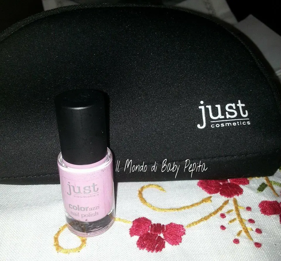 Immagine dall'articolo «Just Cosmetics - Smaltino»