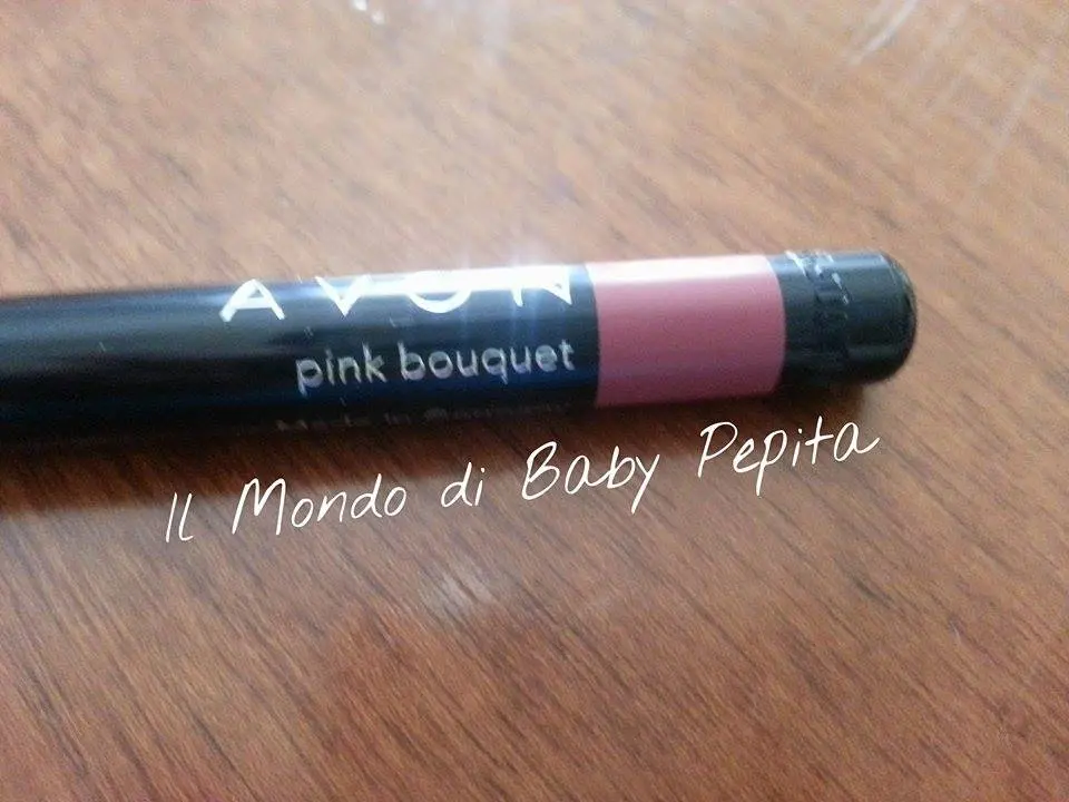 Immagine dall'articolo «Avon - matita contorno labbra pink bouquet»