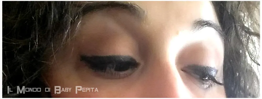 Immagine dall'articolo «Avon - Matita contornaocchi Glimmersticks Diamonds»